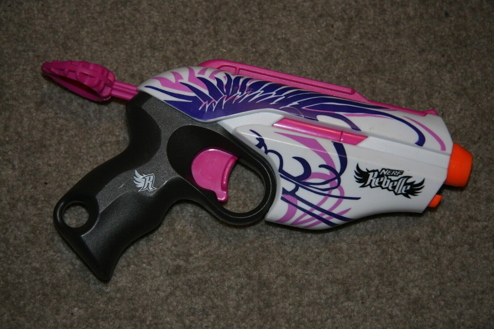 Nerf Rebelle Pink Crush Blaster Works ~ Smoke-FREE Home 2013 Hasbro