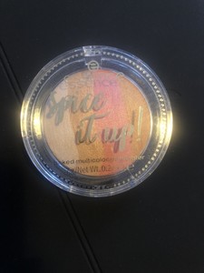 essence spice it up highlighter