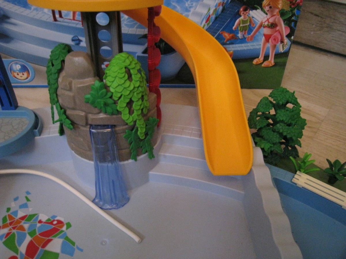 Playmobil Piscine Avec Toboggan - Jeu De Construction Avec 6 Personnages - Dimensions 57x36x20 Cm
