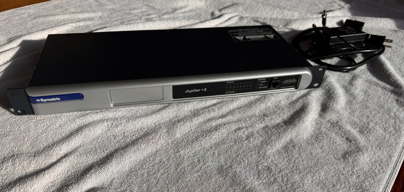RARE Symetrix Jupiter 8 Digital Signal Audio Processor w/ Front ARC and power