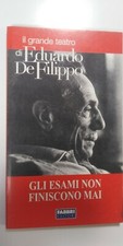 Eduardo De Filippo Libro (libretto) Copione commedia GLI ESAMI NON FINISCONO MAI