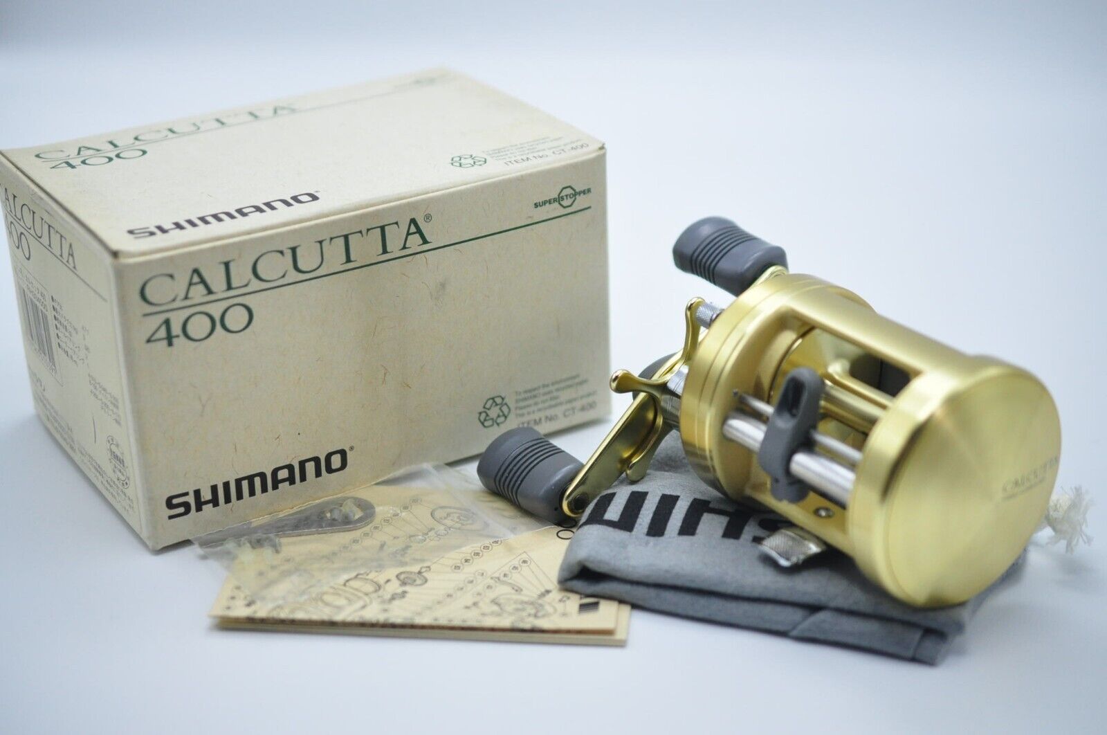 Shimano Calcutta 400 CT-400 4.7:1 Gear Right Handle Baitcasting Reel EX  W/Box