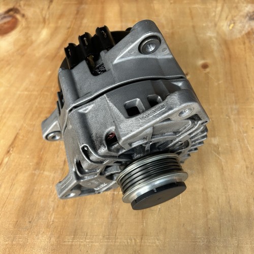 Genuine Mercedes OEM Alternator M177 AMG C63s W205 valeo A0009061705 - Picture 12 of 13