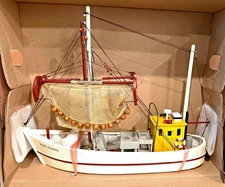 15" Authentic Models Krabbenkutter "Mary Jeanne" Fishing Trawler AS301