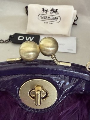 バッグ Coach Poppy Bird Feathers Kiss Lock Bag COACH POPPY PURPLE FEATHER SMALL FRAME KISSLOCK XBODY BEAD STRAP