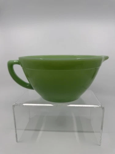 Vtg Fire King Jadeite Green Batter Bowl Banded Mixing W Spout & Handle READ
