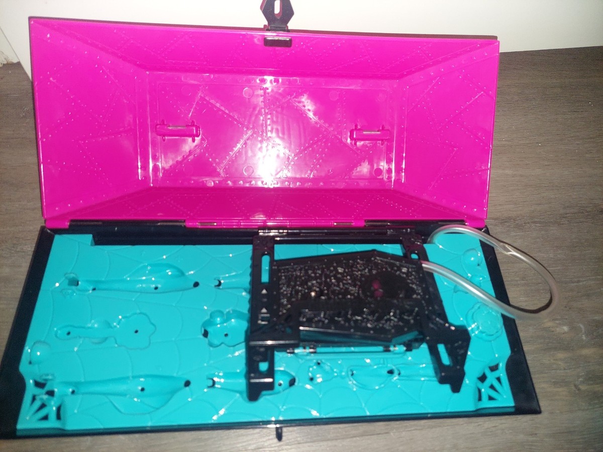 Monster High Doll Jewelry Box Vanity Make Up Something Inside