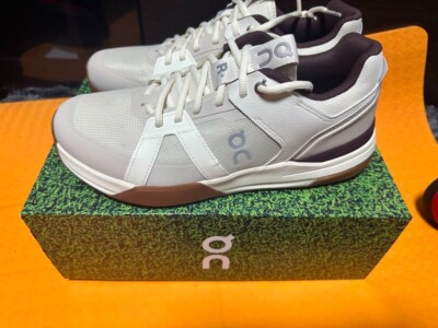 On THE ROGER Clubhouse Pro atmos LTD Ivory Pearl 3ME10471021 Men's