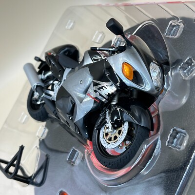 Tamiya 1/12 Masterwork SUZUKI Hayabusa GSX1300R 2001 black