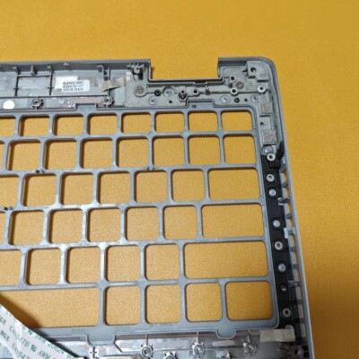 Guscio Superiore Argento Con Palmrest E Touchpad Per Dell Latitude 5531 E Precision 3571 - 0DRJF4
