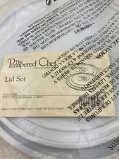 New The Pampered Chef Lid Set of 2 White Fits 1 1/2 & 3 1/2 Qt Bowls - LIDS ONLY