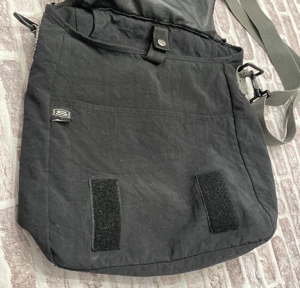 Bandolera Skechers Nylon Y2K Bolso Mensajero Grunge Patinador Negra Mochila Gorpcore Foto 3 de 4
