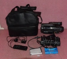 Sony Video Recorder Video 8 Handcam Model CCD-FX310.