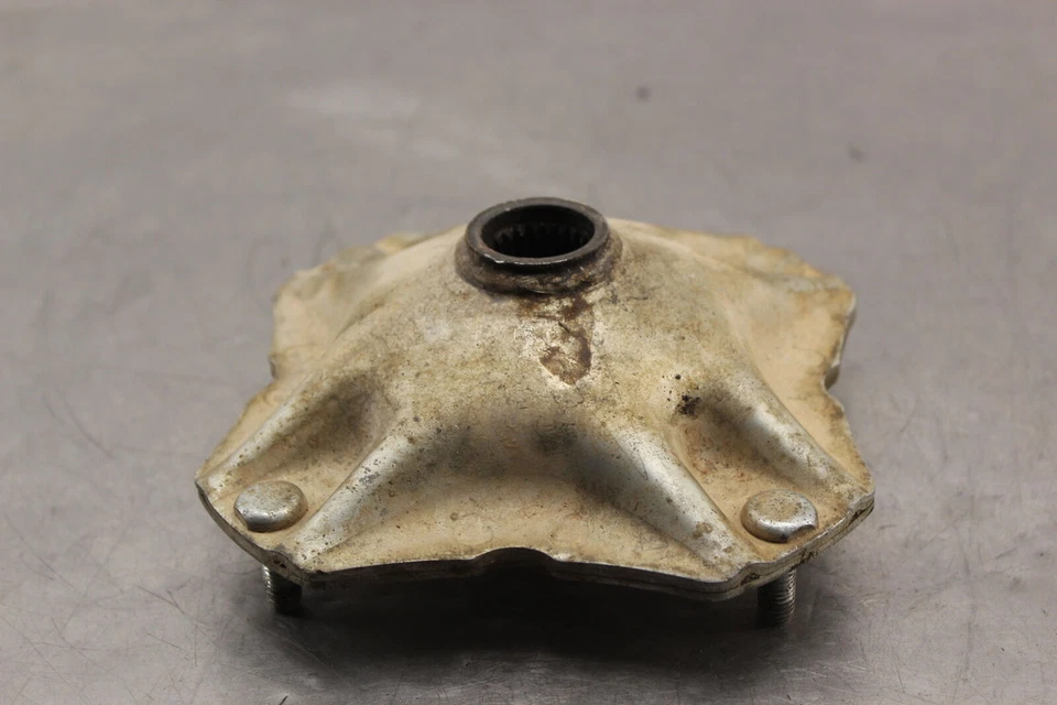 1984 Honda TRX200 REAR RIGHT WHEEL HUB B433 - Image 2 of 4