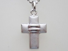 18k. White Gold Italian Cross  Chain Pendant, New
