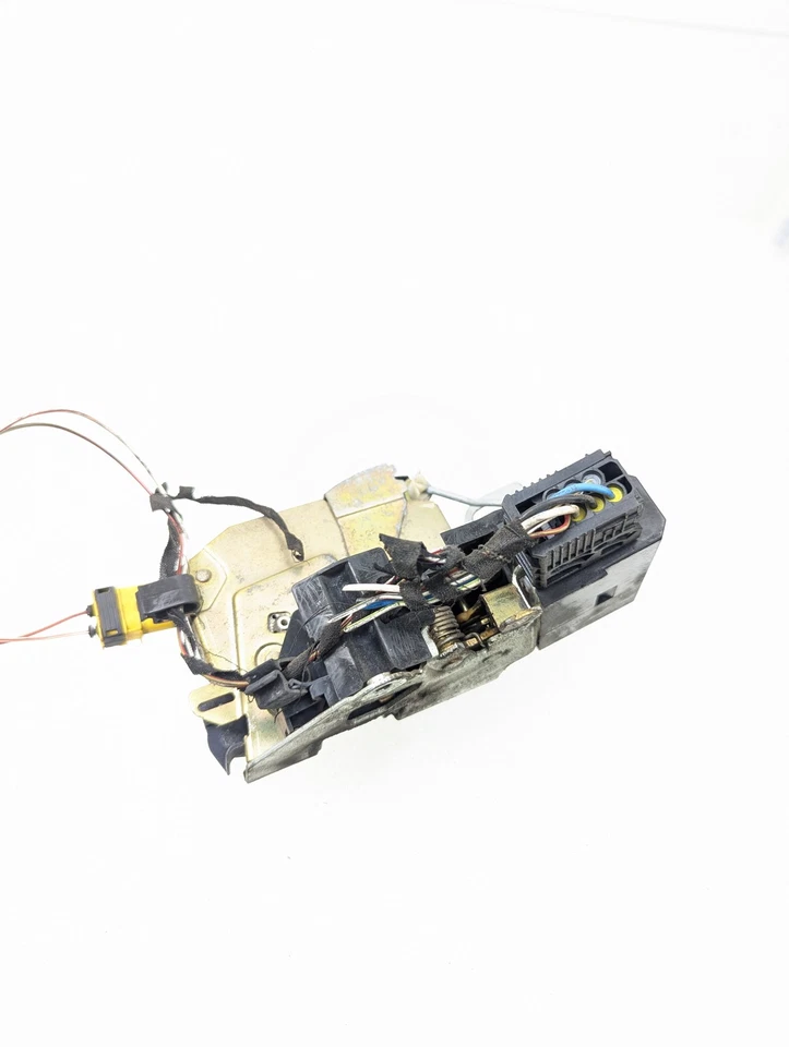 Actuador de cierre de cerradura de puerta delantera derecha pasajero BMW 318ti E36 hatchback 1992-1999 Foto 4 de 4