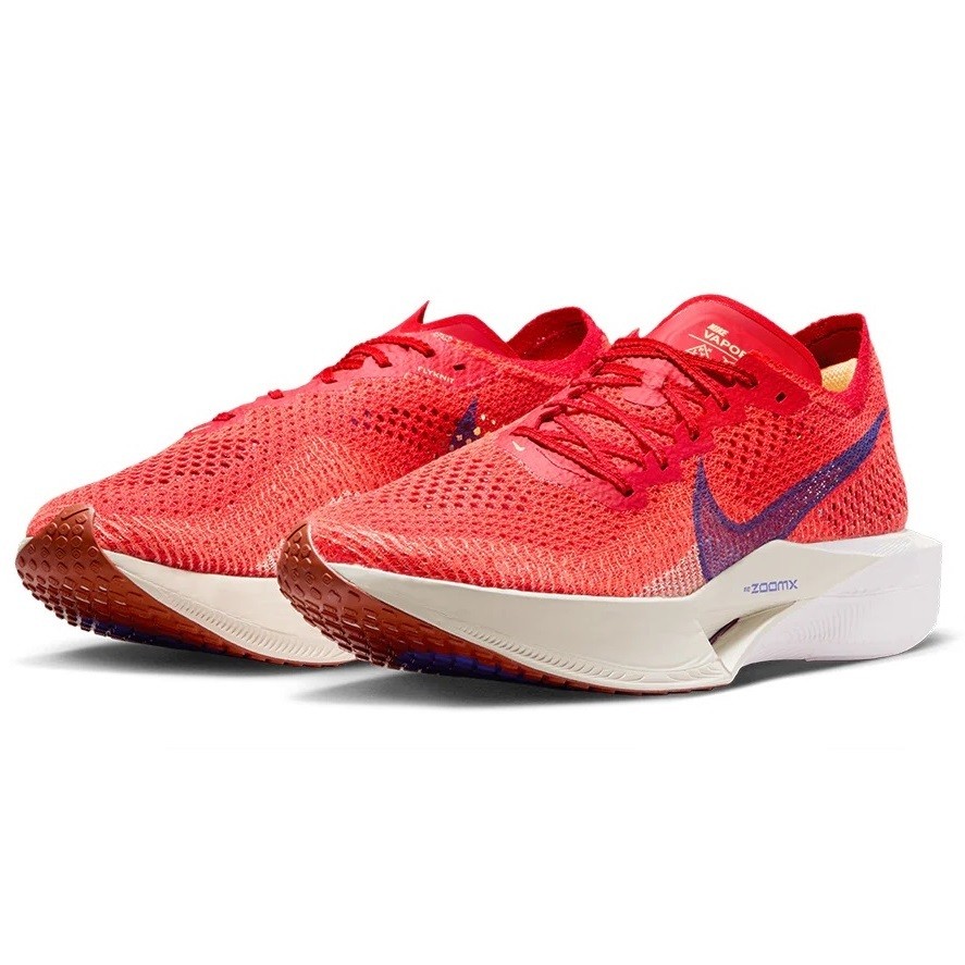 Nike ZoomX VaporFly Next% 3 in University Red - Size 8