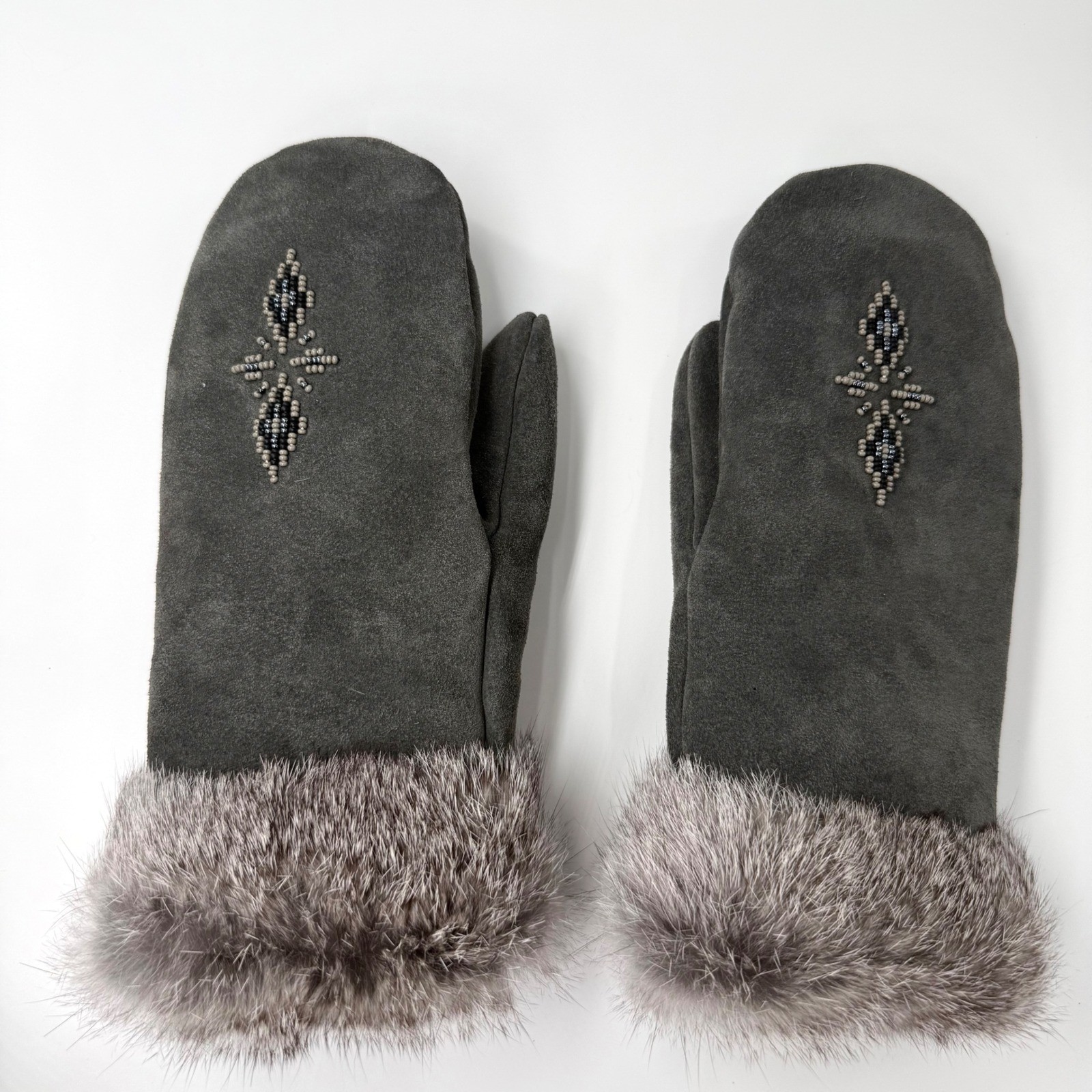 Manitobah Mukluks Mittens Womens S Grey Beaded Rabbit Fur Suede Leather