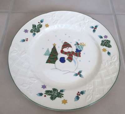 Mikasa WINTER SCENE 10'' Dinner Plate English Countryside DP008 Dinner Plate VGC