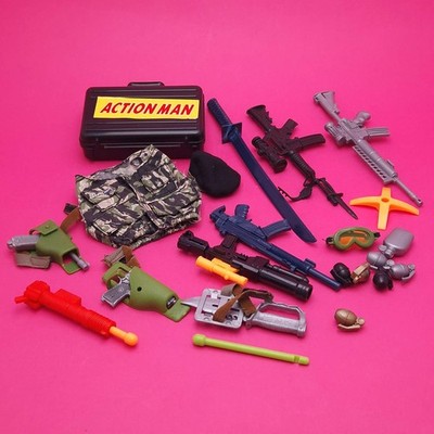 ACTION MAN   ASSUALT GEAR PACK Zubehör fast komplett   Vintage Hasbro 90er