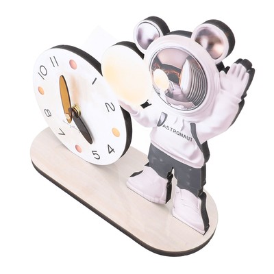 Space Man Desk Clock Decorative Cartoon Desktop Ornament Quiet Clock For Bedroom