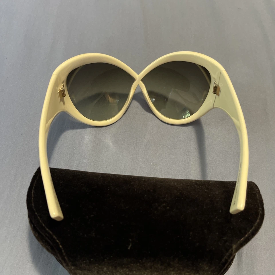 Óculos de sol Tom Ford Daphne FT0219 tamanho grande olho de gato branco 25P 7105 115 Y2K - Imagem 3 de 4