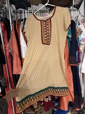 Women's Kurtas/Kurti Beige Printed Embroidered Decorative Neckline Hem Border