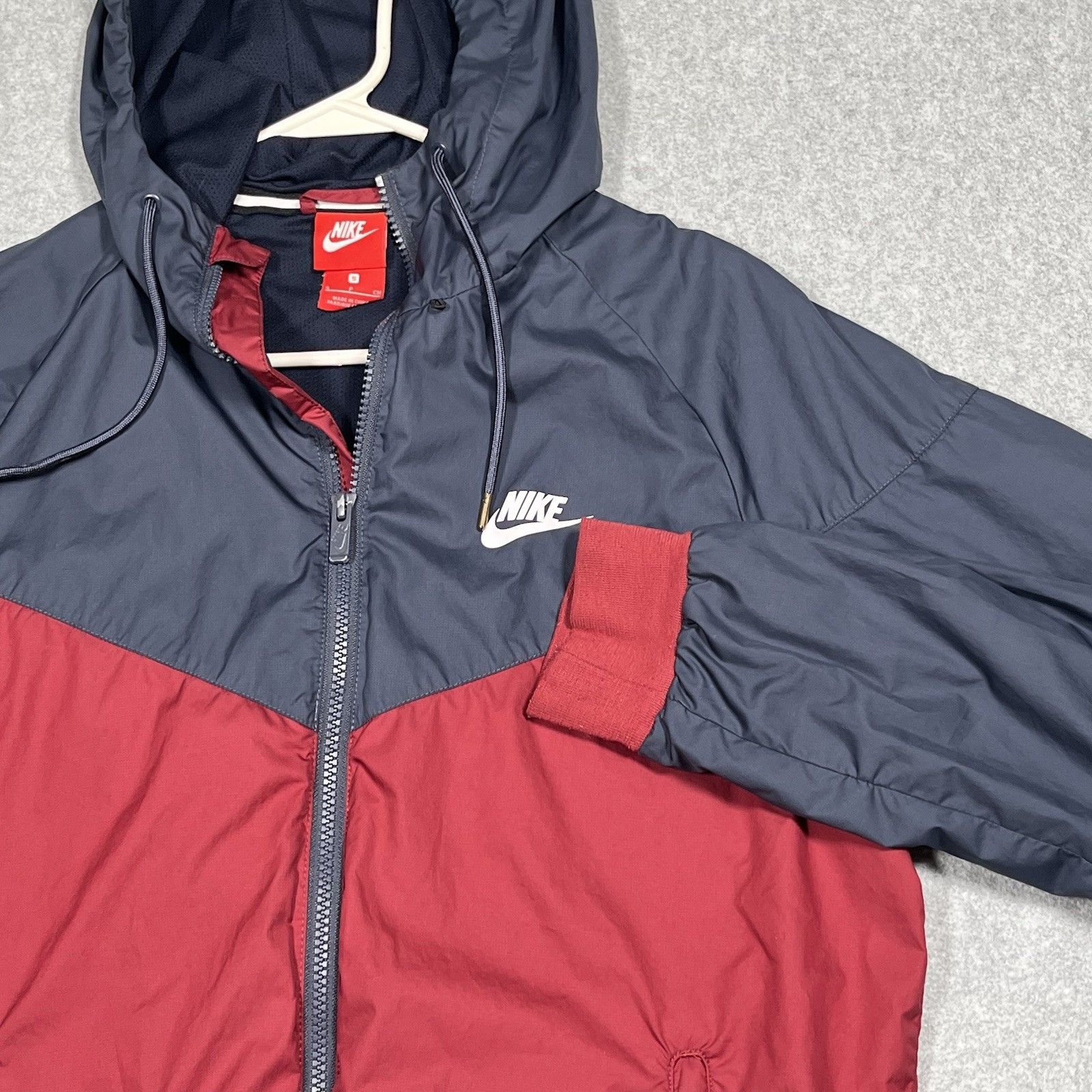 Nike Windrunner Windbreaker Jacket Men Small Full… - image 1