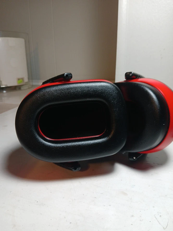 Orejeras Procase con reducción de ruido Snr 34db - rojo Foto 3 de 3