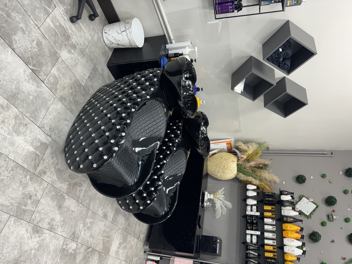 Salon Equipment for Sale – Hair Styling Chairs, Wash Stations