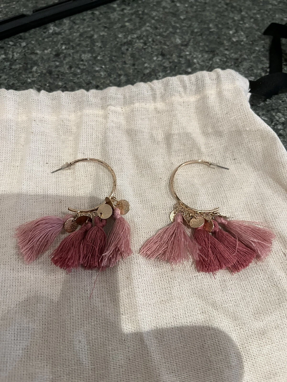 Picture 1 of 3