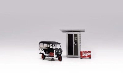 Stance Hunters×Street Weapon 1:64 Tuk Tuk Audi livery w/charging pile Model Car - Picture 7 of 7
