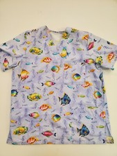 Tropical Fish Print Scrub Top Size Medium Blue Underwater Colorful nurse purple