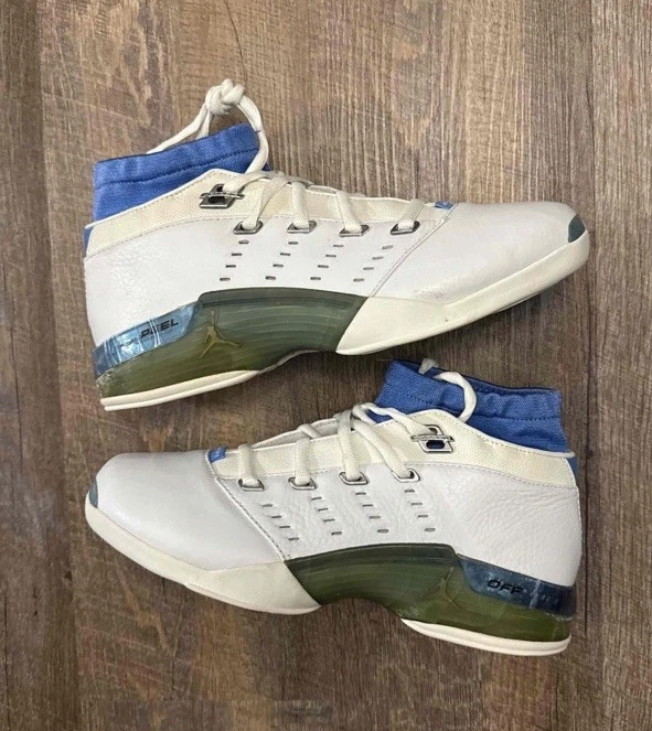 Zapatillas Air Jordan 17 OG Low UNC 2002 Blanco Azul Talla 10.5 con Caja 303891-141 Foto 3 de 4