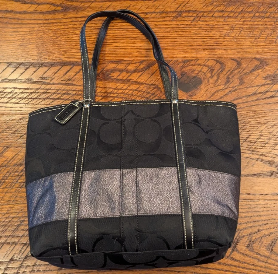 Genuine Coach Legacy Tote Signature Stripe Black Silver Leather Straps Perfect! - Image 2 of 4