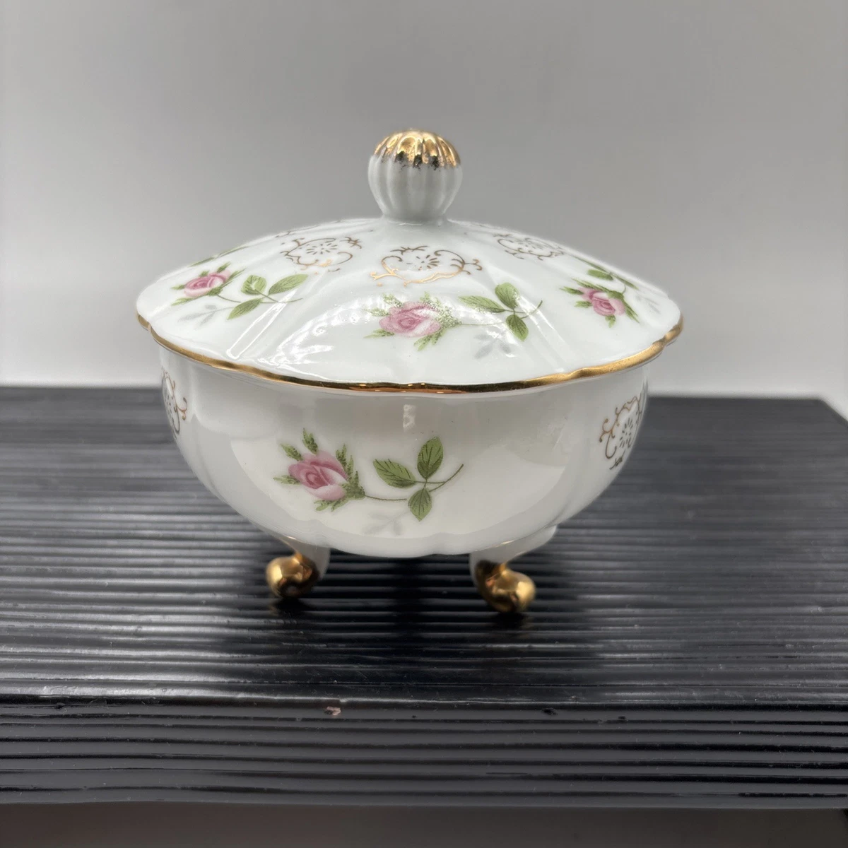 Collectible Sugar Bowls 1800-1849 Time Period Manufactured for