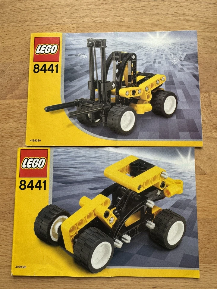 LEGO Technic 8441 Fork Lift Truck, photo 1 of 2