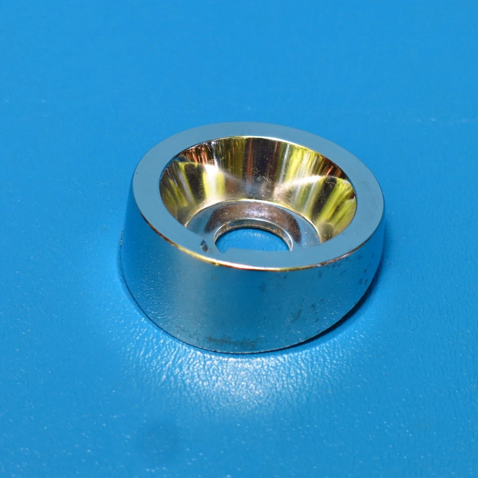 Nuevo de Lote Antiguo GM Cromo Radio Perilla Bisel Escutcheon 1963 Pontiac LeMans Foto 2 de 4