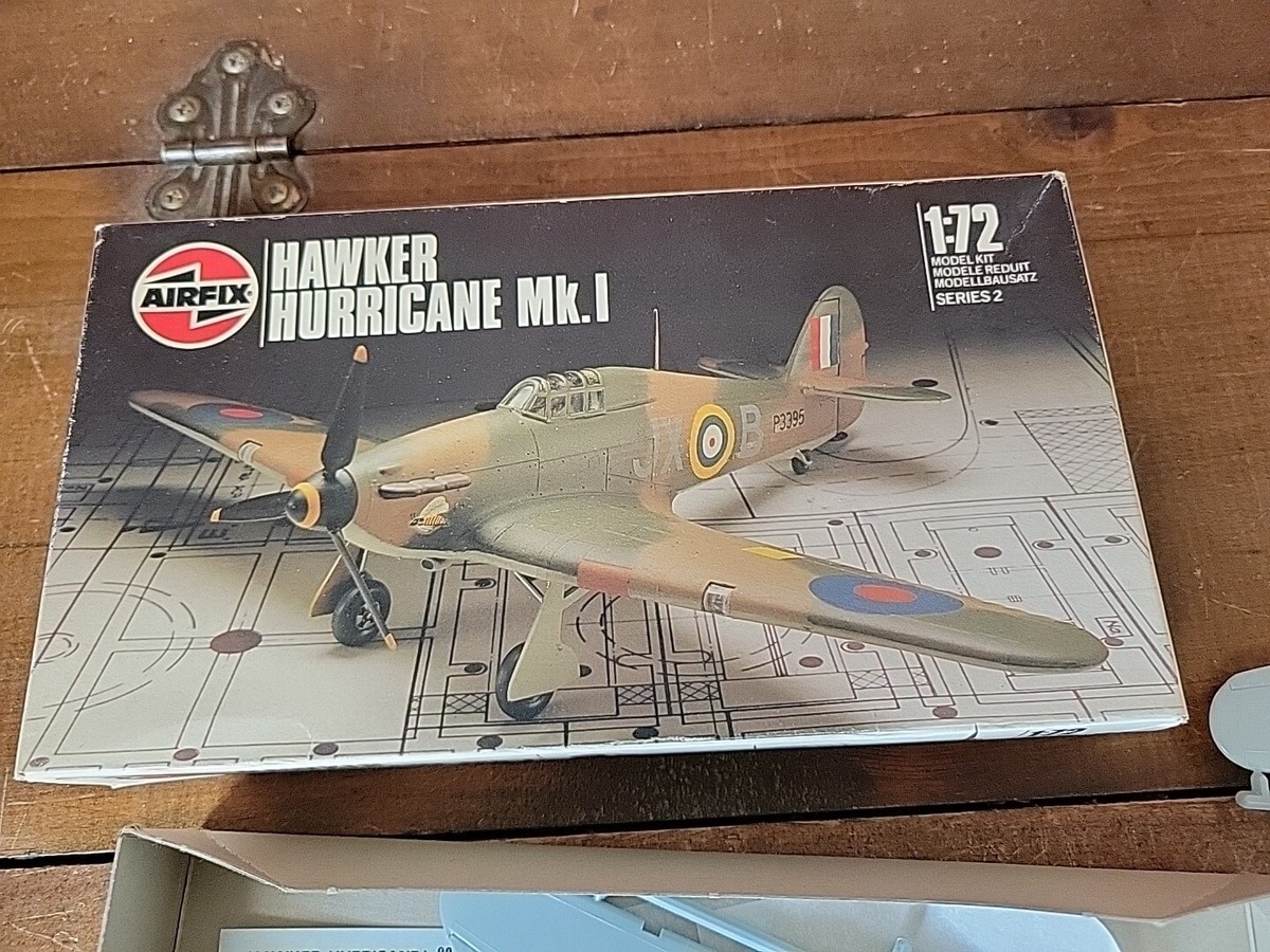 Airfix RAF Hawker Hurricane Mk. I 1/72 Scale Plastic Model