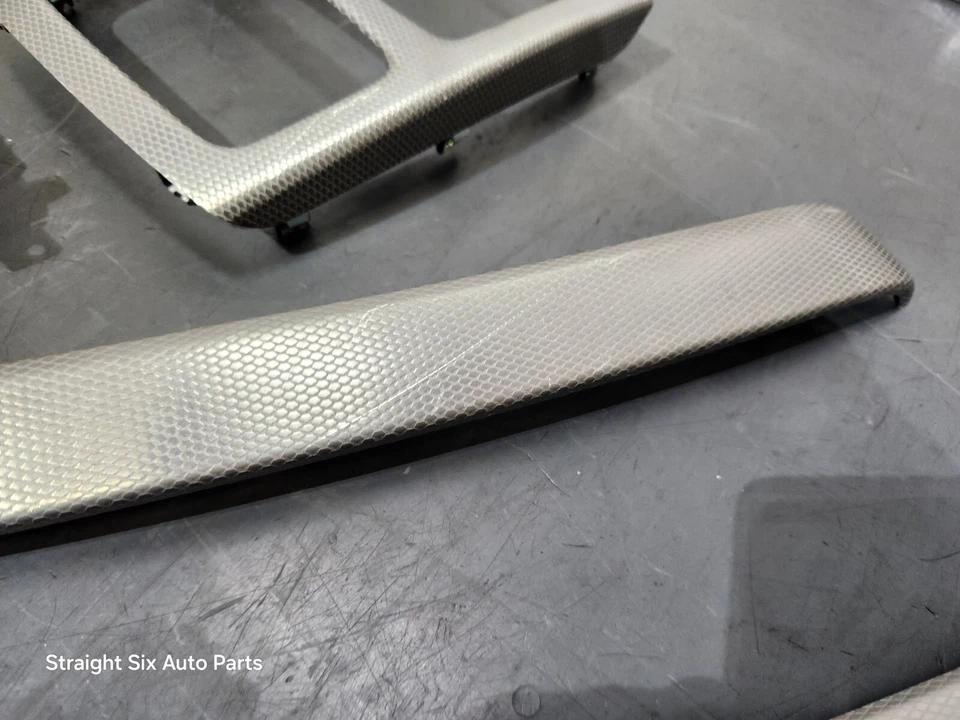 ✅ 09-13 原始设备制造商宝马 E93 335is Dash 冰川银色铝合金内部装饰 CIC *注意 — 第 4/4 张图片