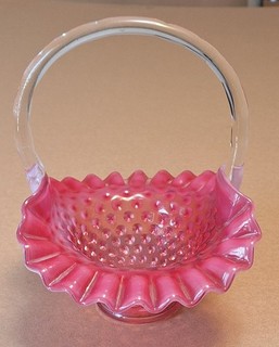 VINTAGE FENTON ART GLASS PINK CRANBERRY HOBNAIL OPALESCENT 7 3/4" BASKET