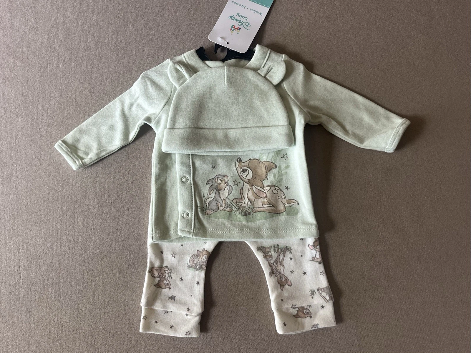 Disney Baby Unisex “Bambi & Thumper” Newborn Long-Sleeve Top, Pants & Bib, New!
Opens in a new windo