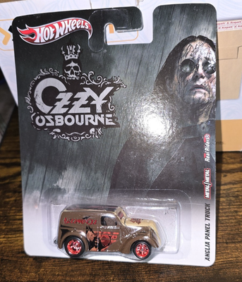 Hot Wheels 1/64 Ozzy Osbourne Anglia Panel Truck Real Riders Rock