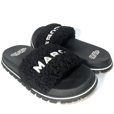 MARC JACOBS Womens The Slide Spellout Logo Teddy Sandals Black