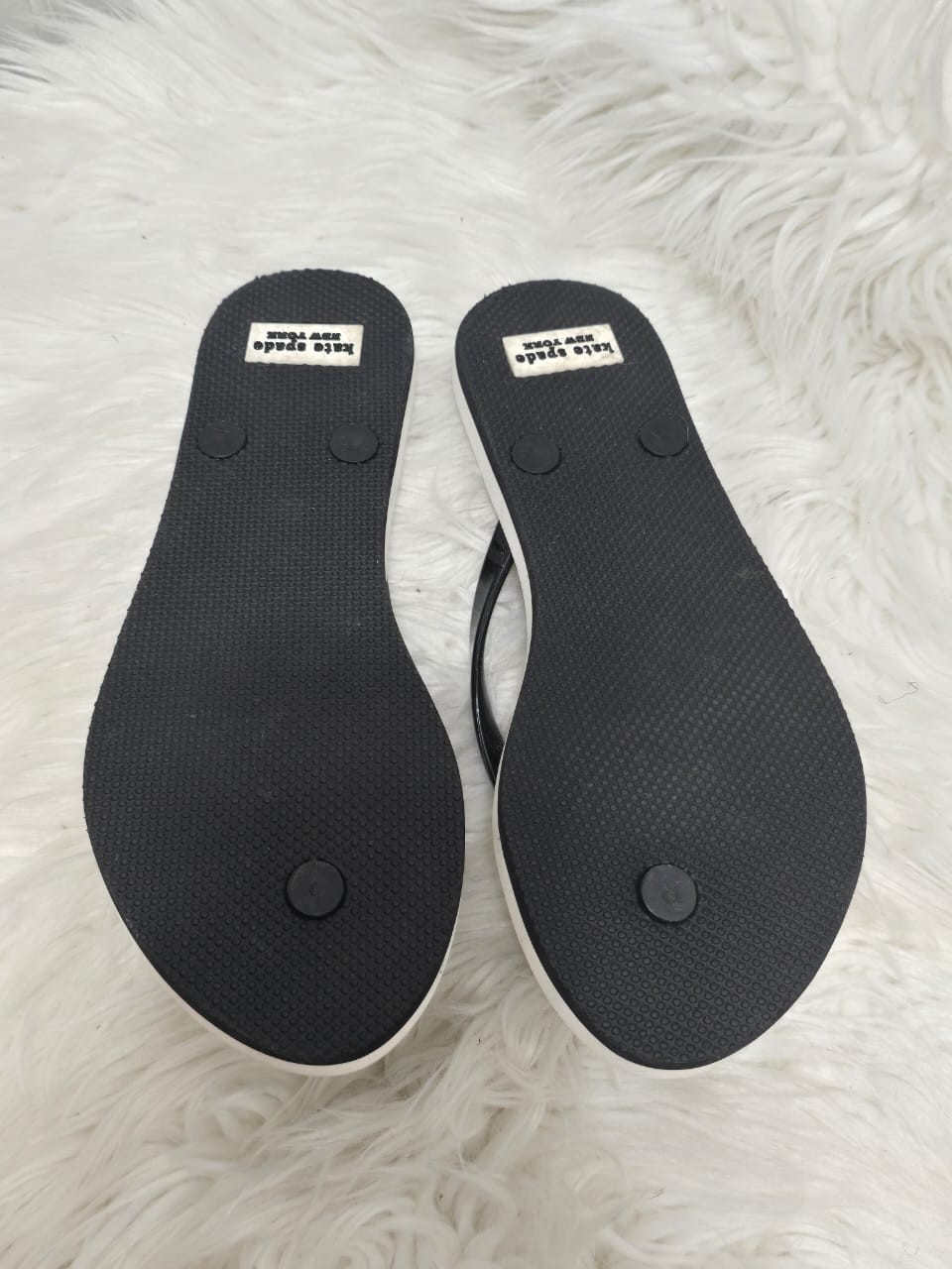 Kate Spade Paint Splatter Flip Flop Sandals Women’s Multi Color Size 8B.NWOT thumbnail 6