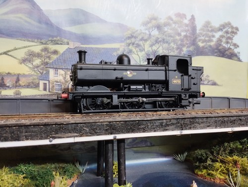 Bachmann 32-202 (OO) BR Black Pannier Tank No '4672'. | Zustand: Used