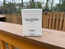 Valentino Donna Born in Roma Ivory Valentino 香水- 一款2025年新的