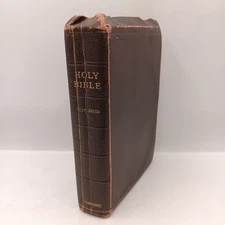 Vintage Holy Bible Illustrated Cambridge University Press c1940 Gold Edges