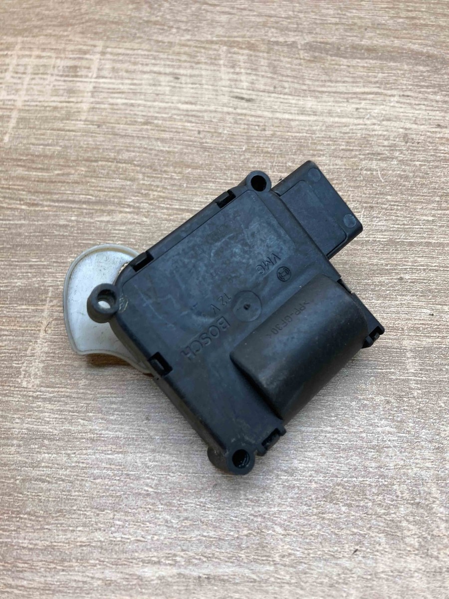 4E0820511A 0132801359 Bosch Volkswagen Audi Seat Skoda Heizung 