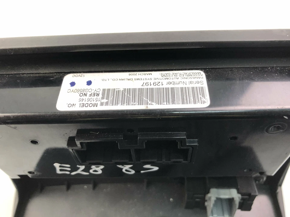 E2883 CADILLAC ESCALADE 2007 Climate Control Unit 15106146 - Image 3 of 4